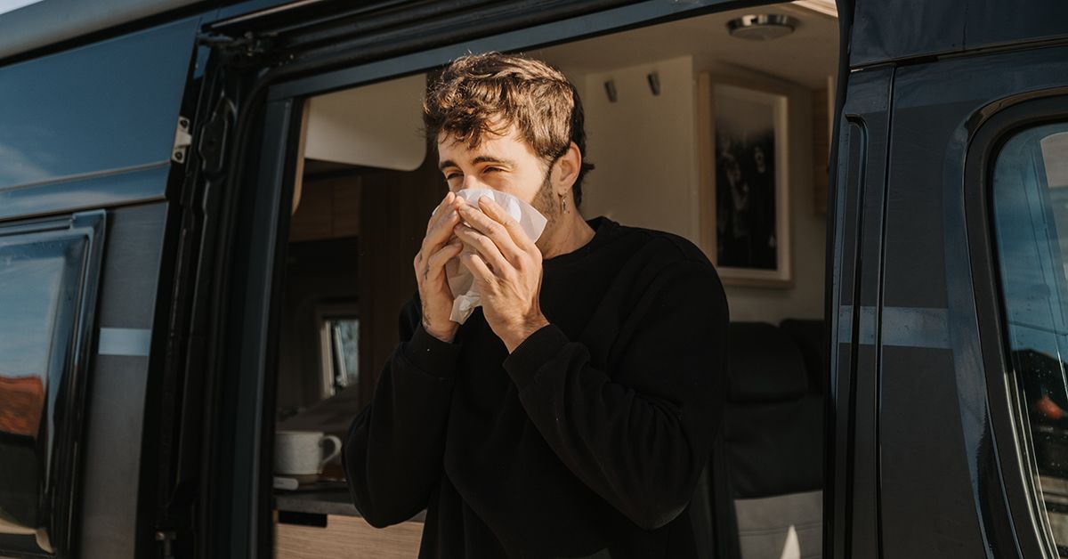 Как отличить аллергию от простуды: основные признаки и советы