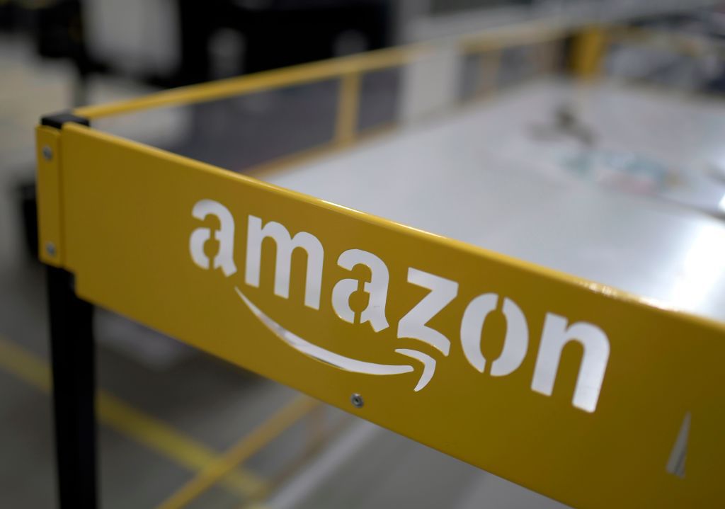 Amazon AWS Secures $10B+ Government Contracts in 2025 Amid Tax Avoidance Debates