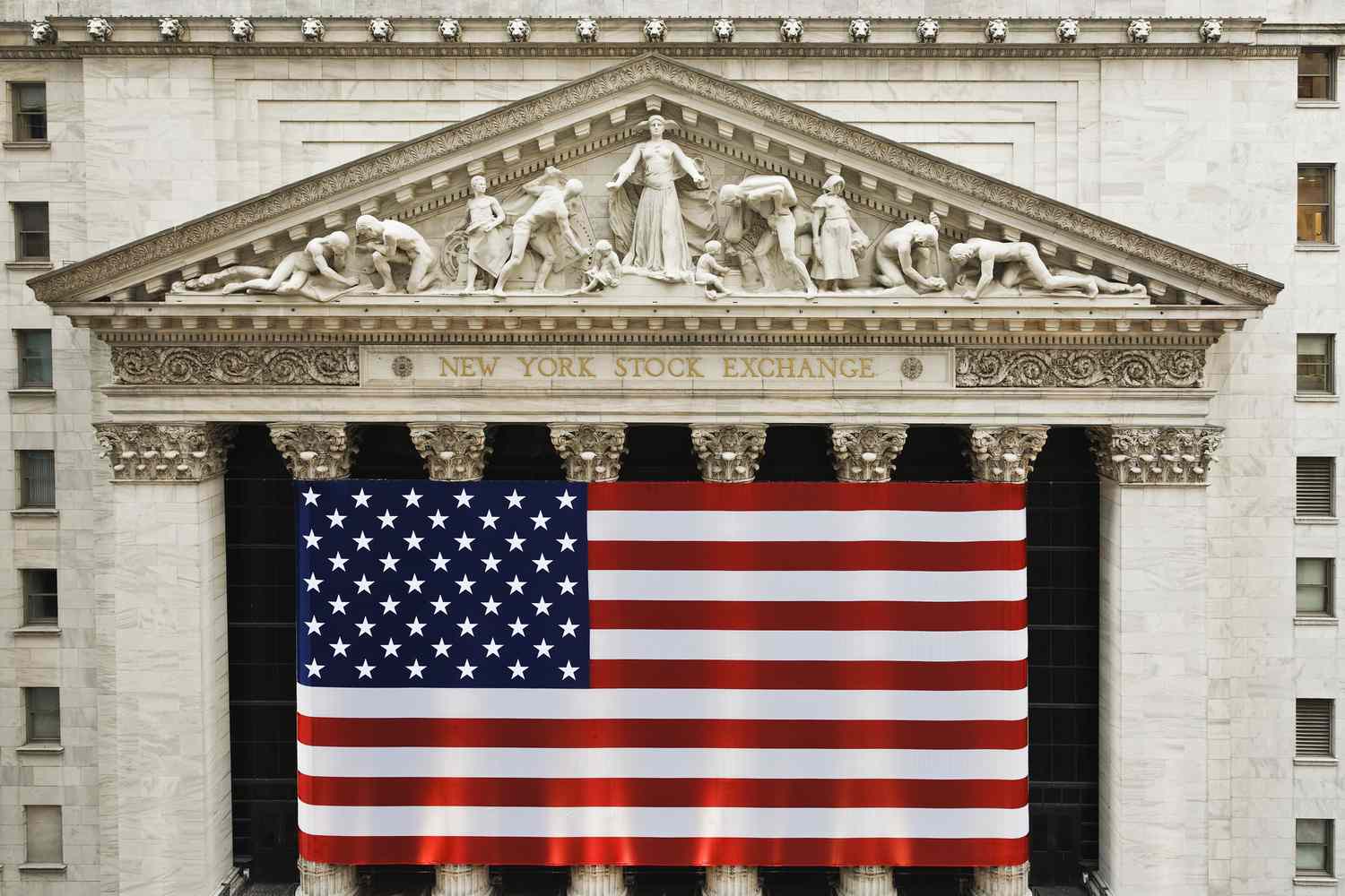 Как работают фондовые рынки в День Мартина Лютера Кинга: важные детали для инвесторов