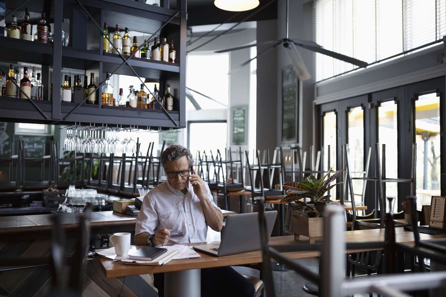 Qarz Shartnomasida Manfiy Kafolat Qoidasi: Asosiy Ma'nosi va Foydalari