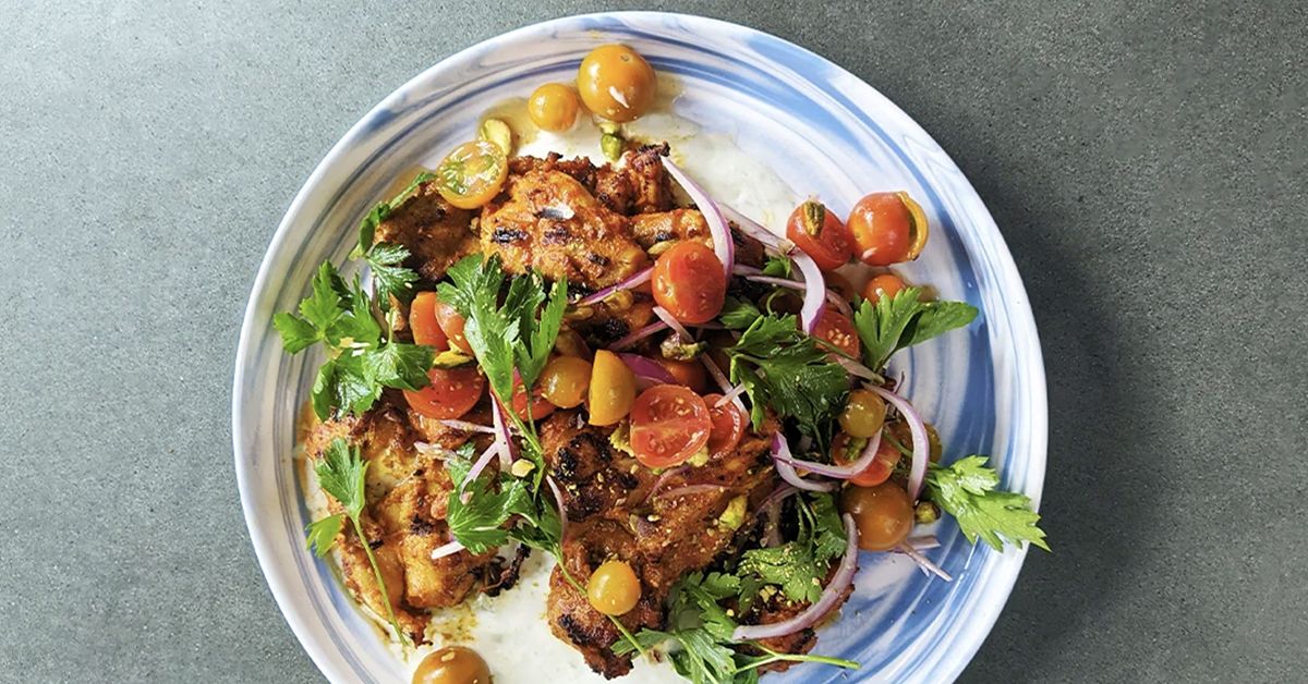 Сочный цыпленок с ароматом шаурмы и освежающим огуречным борани