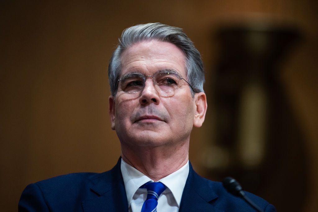 Ключевое назначение в экономическом блоке администрации Трампа: Сенат утвердил Скотта Бессента