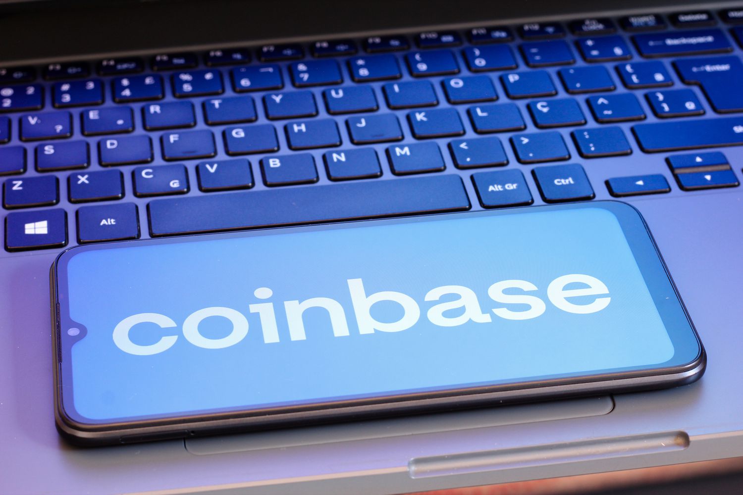 Coinbase: Bitcoinning O'sishi Orqasida Daromadlar Kutilgandek Chiqmadi