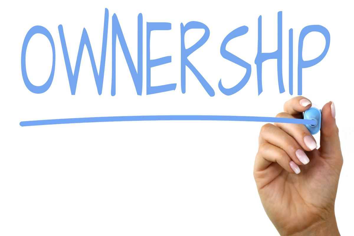 Moliyaviy Ozodlik: Mulkni To‘liq Va Bo‘sh Qo‘lga Egalik Qilishning Muhim Taraflari