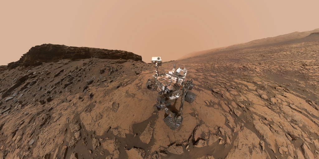 Marsning Eng Ajoyib Suratlari: Curiosity Kosmik Roverining Kadrlaridan Ilhomlaning
