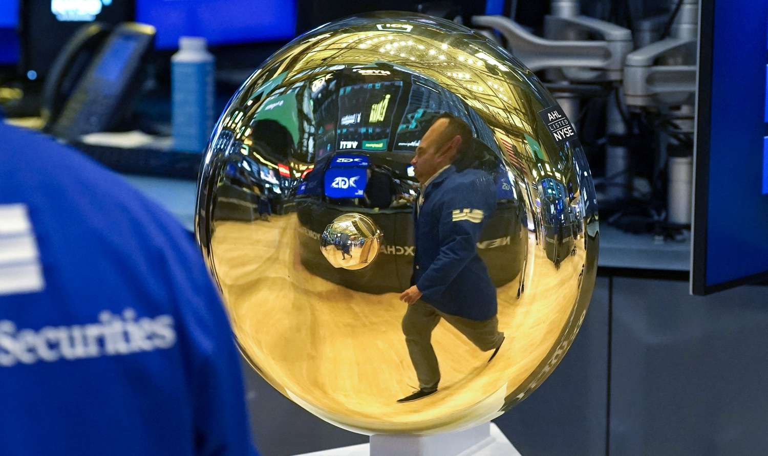 S&P 500 bozorida yangi imkoniyatlar: Axon Enterprise dasturiy ta’minotga talab ortishi bilan yuqori natijalarga erishdi