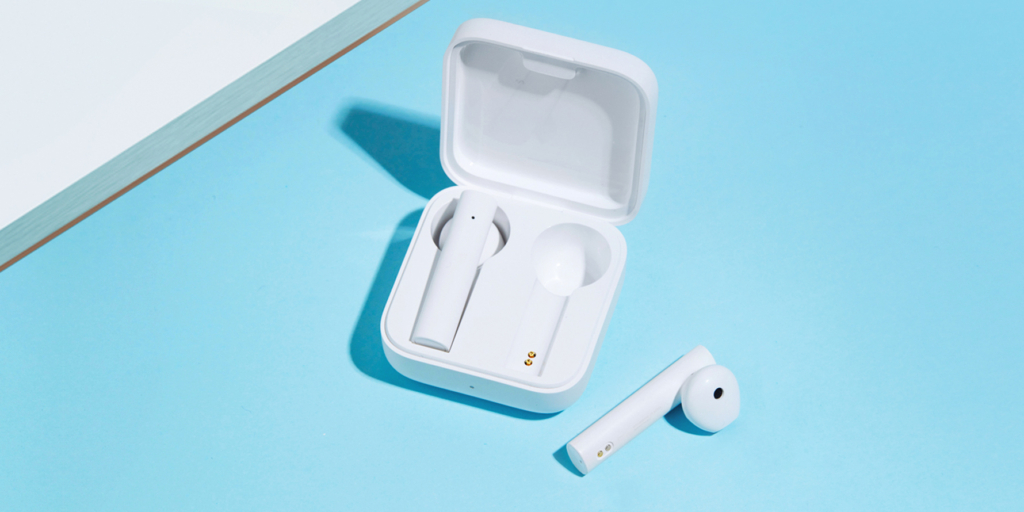 Ультракомпактные беспроводные наушники Xiaomi Mi True Wireless Earphones 2 Basic — комфорт и качество звука
