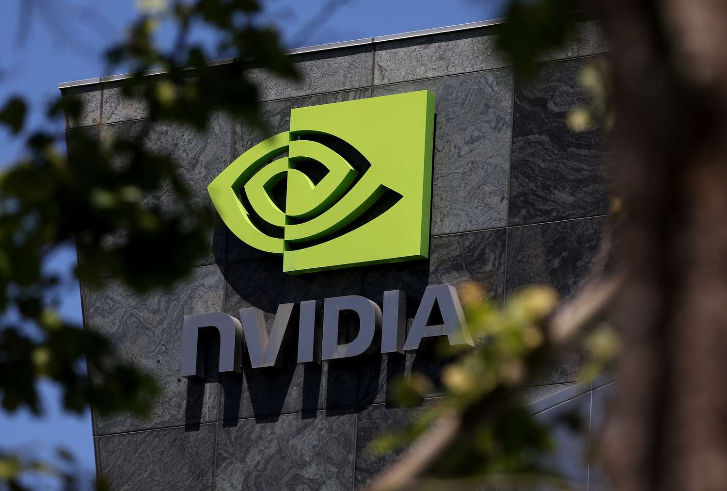 Texnologiya Bozorida Nvidia Sarmoyalari O'zgarishi Bilan Ko'tarilgan Aksiya Narxlari