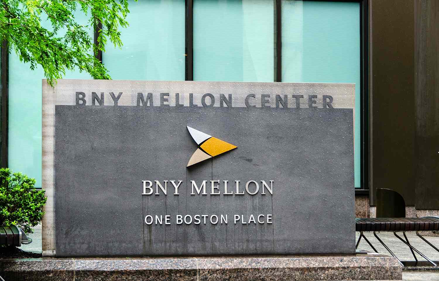 BNY Mellon mijozlari uchun Bitcoin va Etherni saqlashni boshlaydi