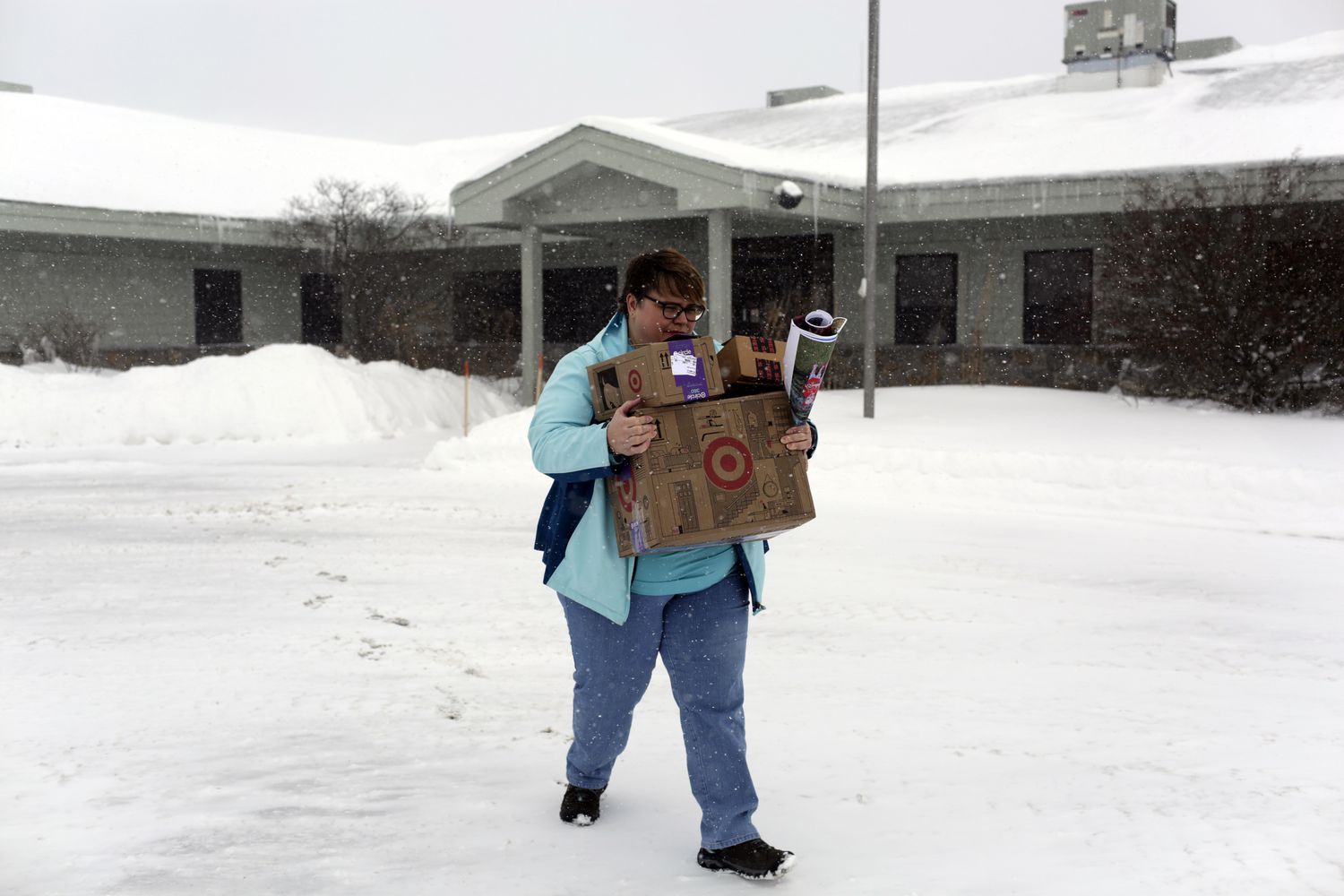 Federal Xodimlarning Keng Ko'lamli Ishdan Bo'shatilishi Iqtisodiyotga Qanday Ta'sir Qilishi Mumkin