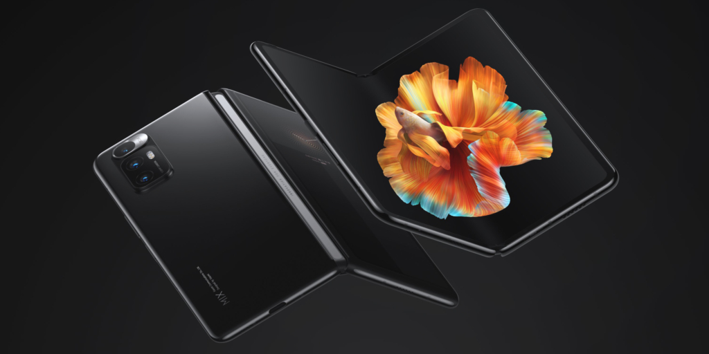 Discover the Revolutionary Foldable Smartphone Redefining Mobile Tech