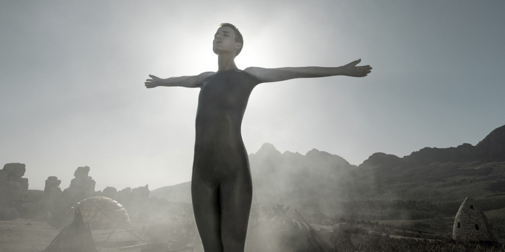 Rangkaian Serial Terbaik yang Wajib Ditonton Bulan Ini