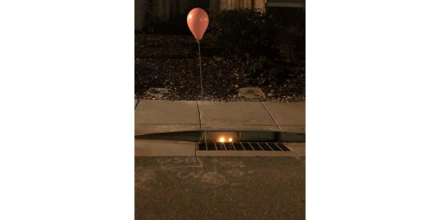 Декор из фильма Оно