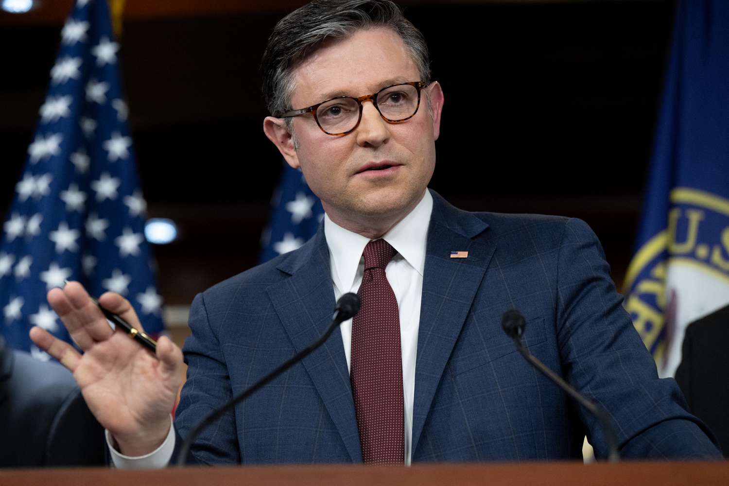 Historic Risk: One-Party Government Shutdown Looms Over Republican-Controlled Congress and White House