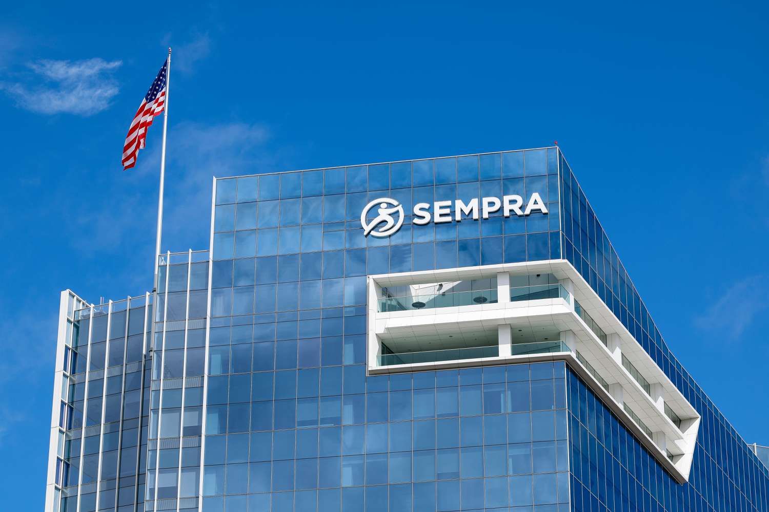 Sempra Stock Plummets Amid Disappointing Earnings and Profit Outlook