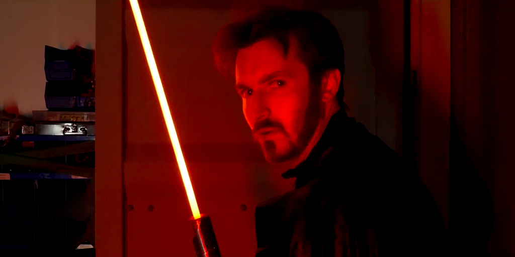 Haqiqiy Yorug‘lik Qilichlari Orqasidagi Hayajonli Duel