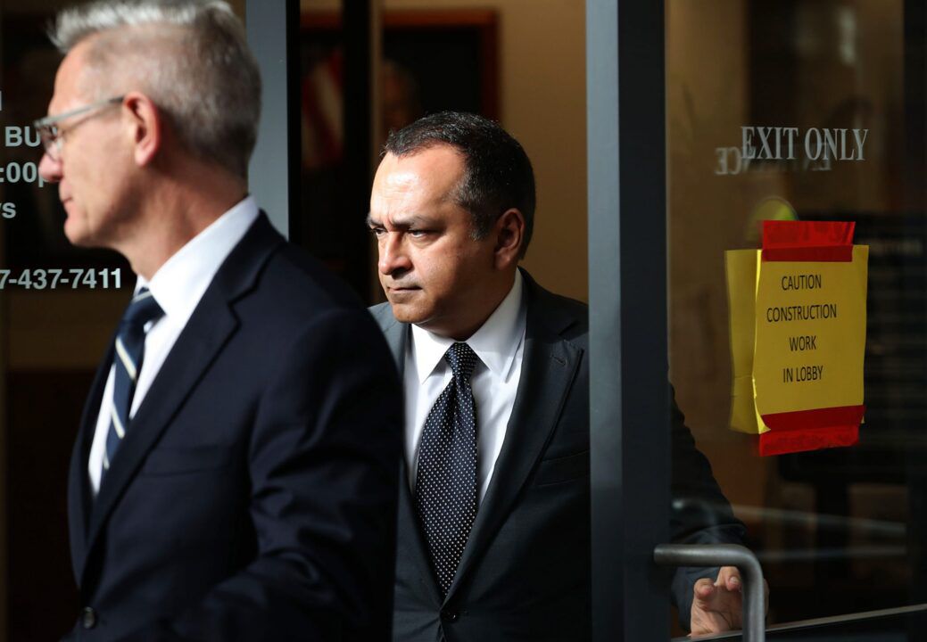 Бывший операционный директор Theranos получил тюремный срок за мошенничество