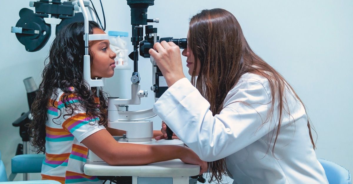 Все, что нужно знать о макулярной дистрофии роговицы: симптомы, причины и современные методы лечения