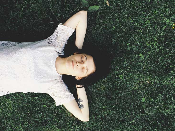 Biphasic Sleep Explained: Benefits, Patterns & 2025 Insights