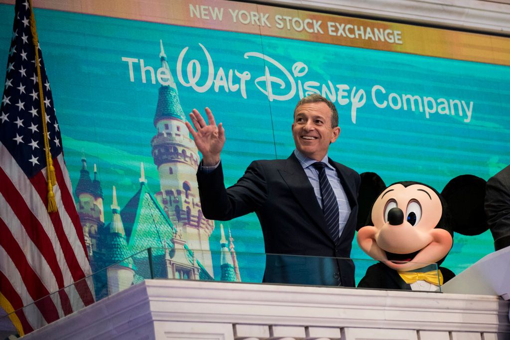 Disney 2025 Proxy Battle: New Board Chair & Park Policy Updates Amid $900M Activist Stake