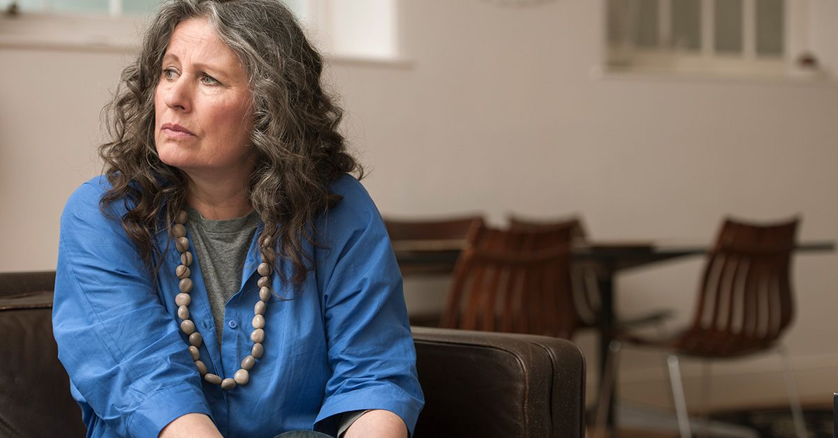 Qalbingizning tez urishi va bezovtalik: Sabablari, belgilari va davolash usullari