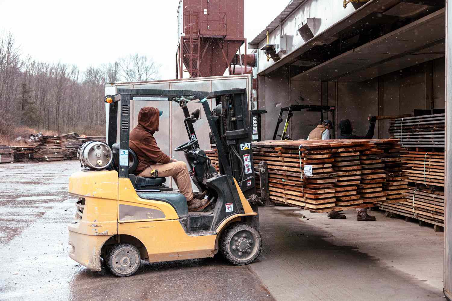 Ish Bozori Qayta Faollashmoqda: Mehnat Bozoridagi O'zgarishlar