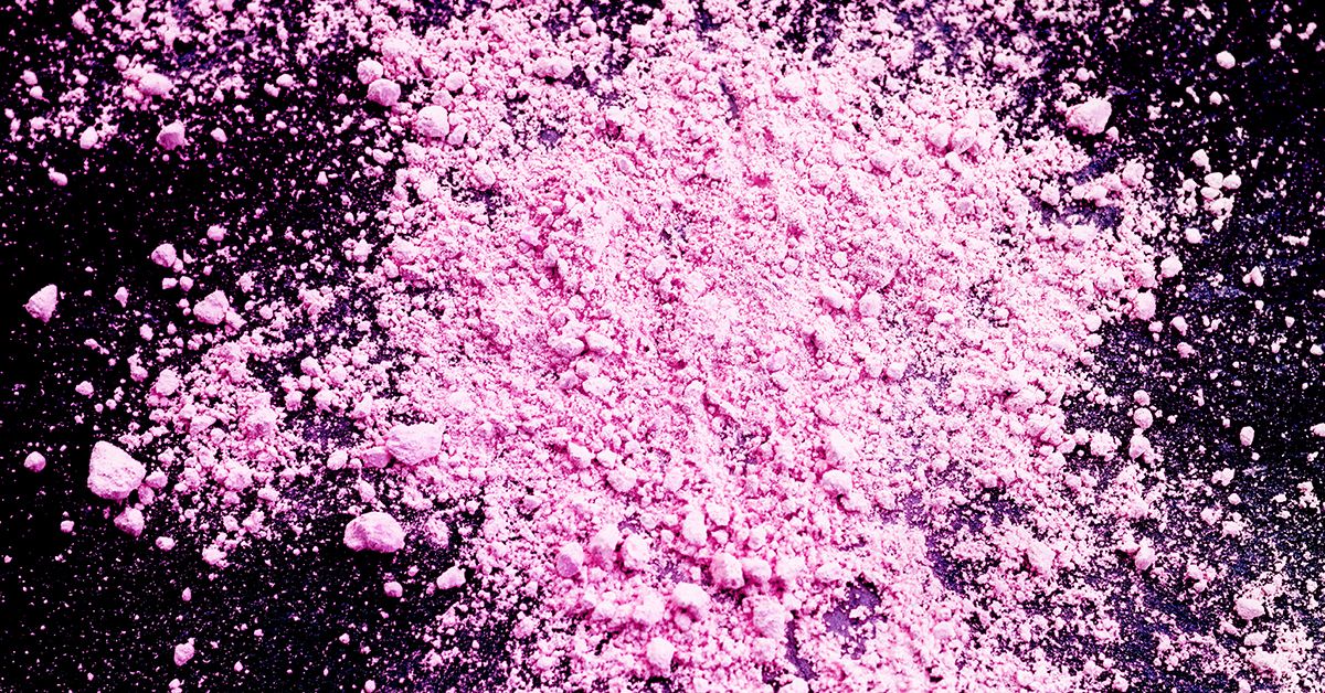 Розовый кокаин: что это такое, как влияет и какие опасности таит