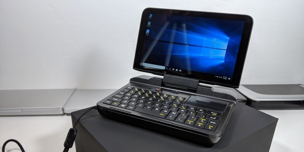 Discover the Ultimate Pocket-Sized Windows PC with a Vibrant 6-Inch Display