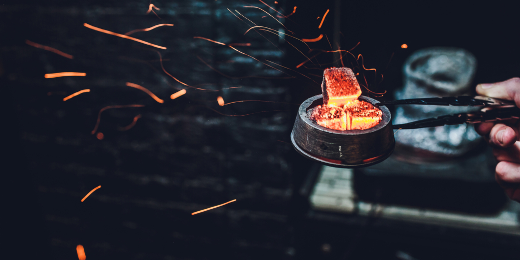 New Regulations Ban Hookah and Vape Smoking in Public Dining Venues