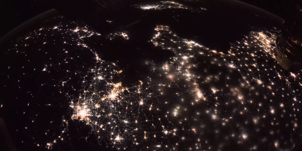 Kosmosdan Yerning Eng Uzoq Time-laps Videosi: Koinotning Sehrli Ko‘rinishi