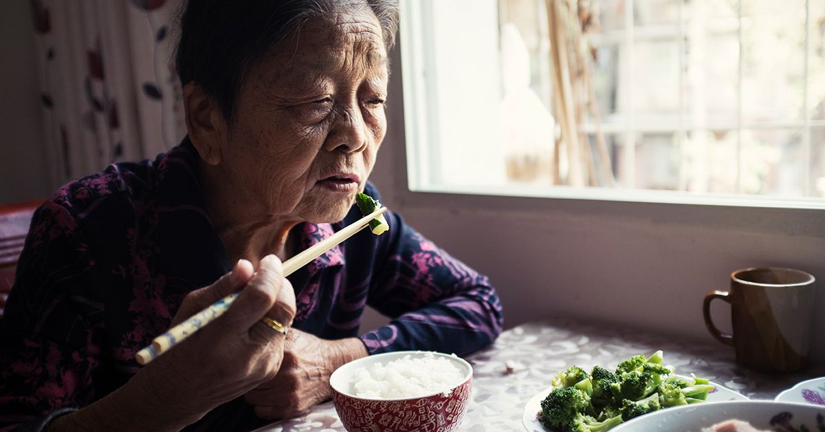 Как распознать признаки недоедания у взрослых: важные сигналы организма