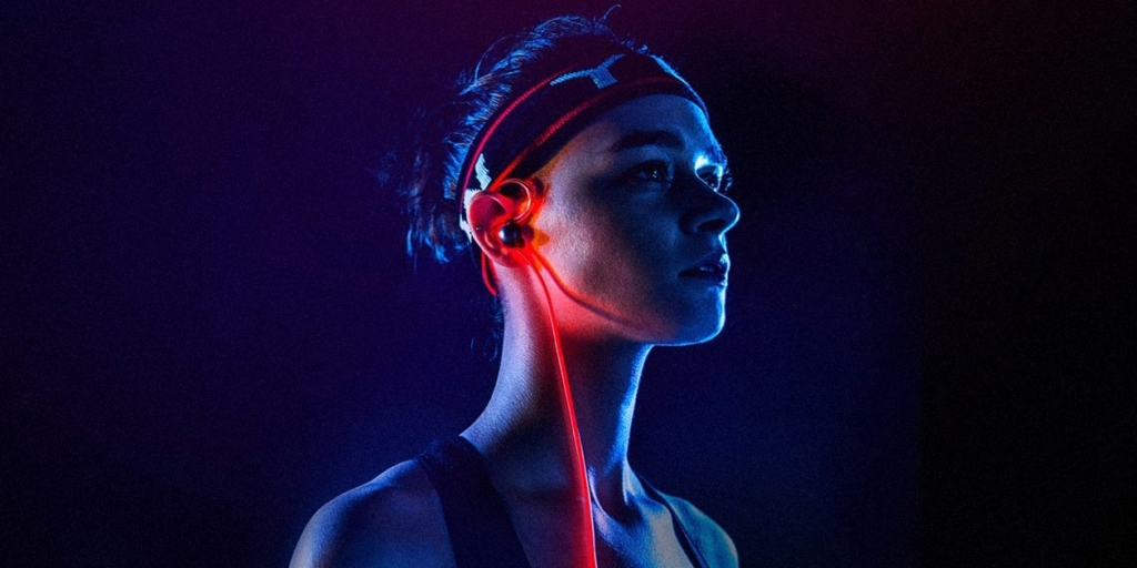 Искрящиеся беспроводные наушники Meizu с неоновой подсветкой — новый уровень стиля и звука