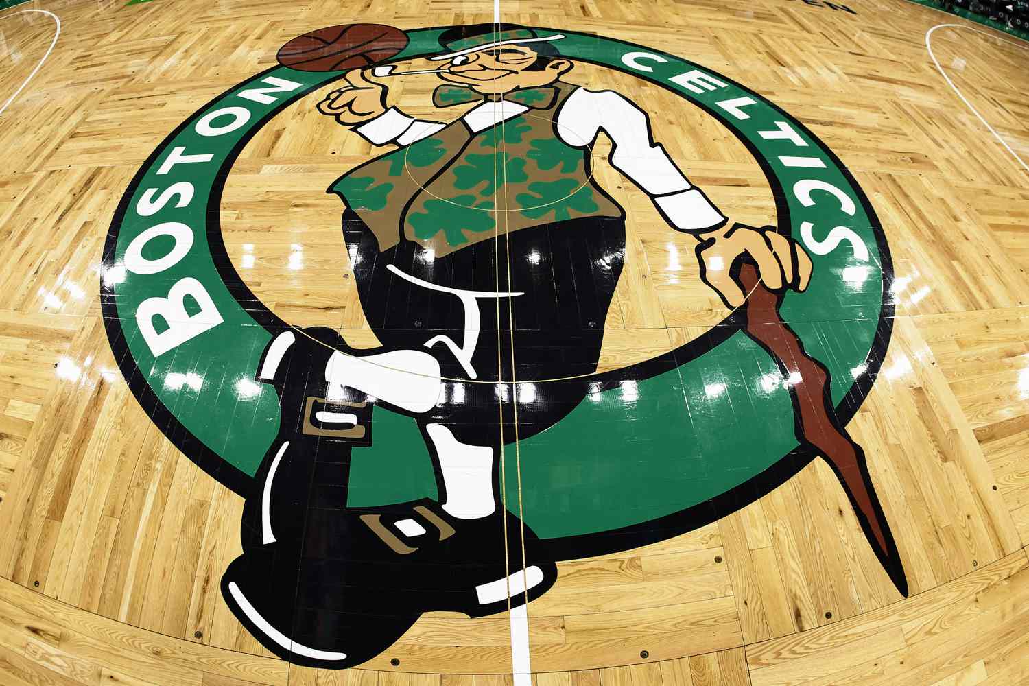 Boston Celtics Jamoasi Tarixiy Sotuvga Chiqdi: Sport Olamida Yangi Rekord