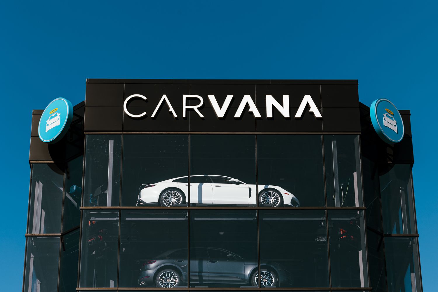 Carvana: Avtomobil savdosida yangi davr boshlanmoqda