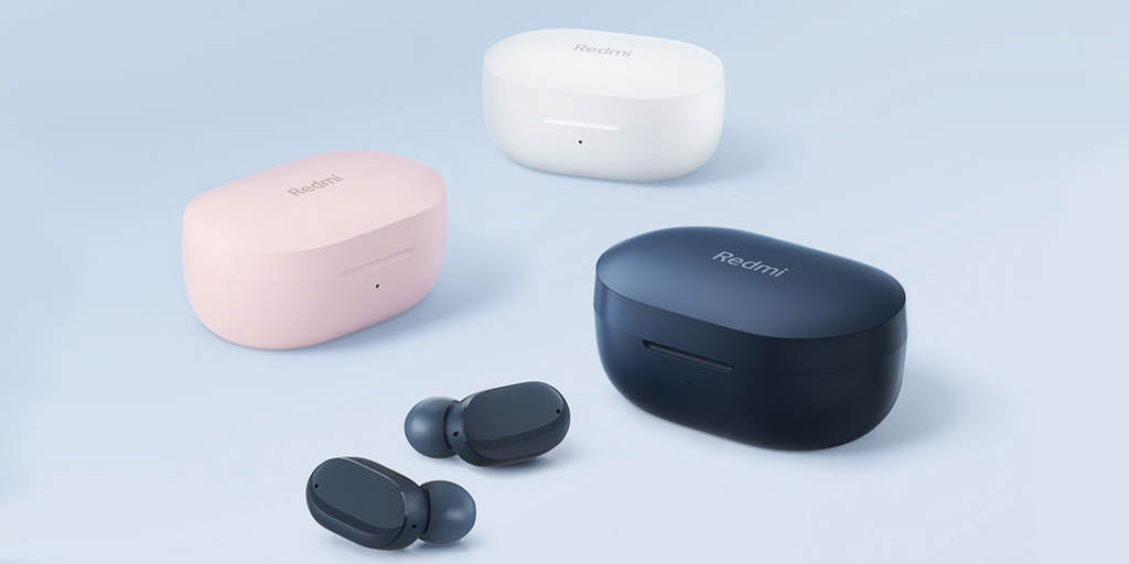 Новые Redmi AirDots: Компактные беспроводные наушники с улучшенным звуком и длительным временем работы