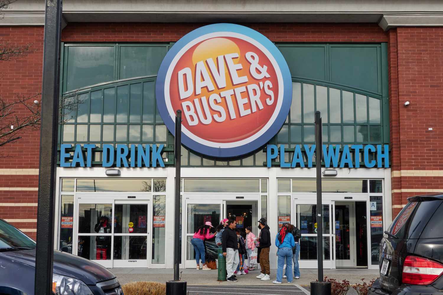 Dave & Buster’s New Leadership Reverses Past Errors to Revitalize Brand