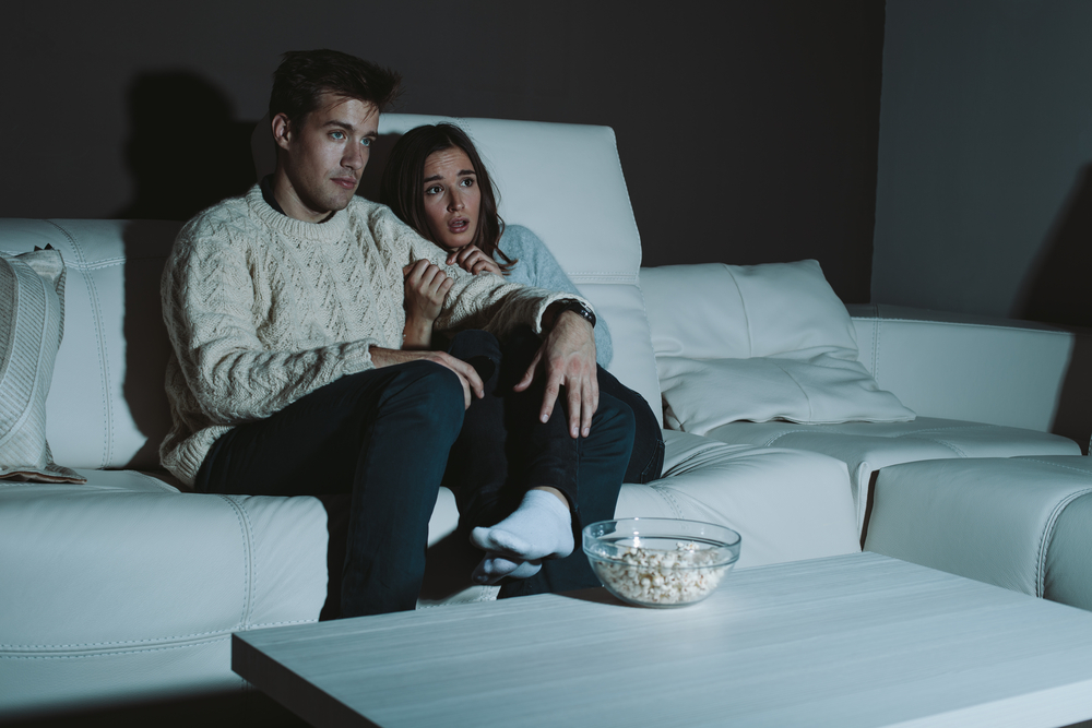 Погружение в мир ужасов: как страшные фильмы влияют на нас