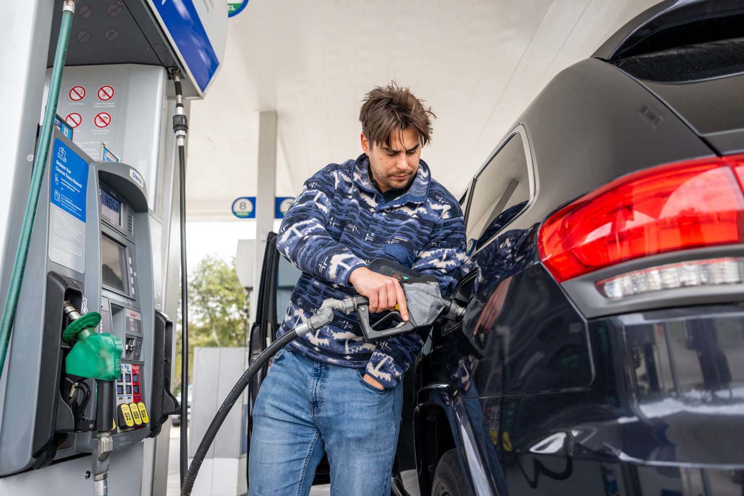 Как снижение цен на бензин изменило инфляцию в марте: неожиданные результаты