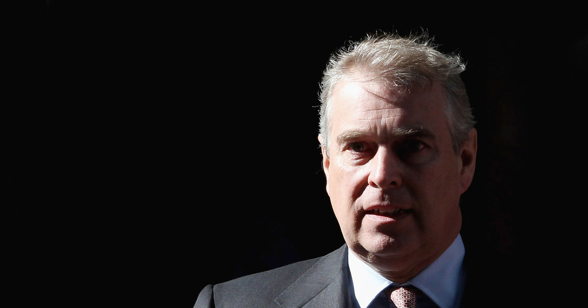 Принц Эндрю лишён королевских титулов и полномочий в связи со скандалом