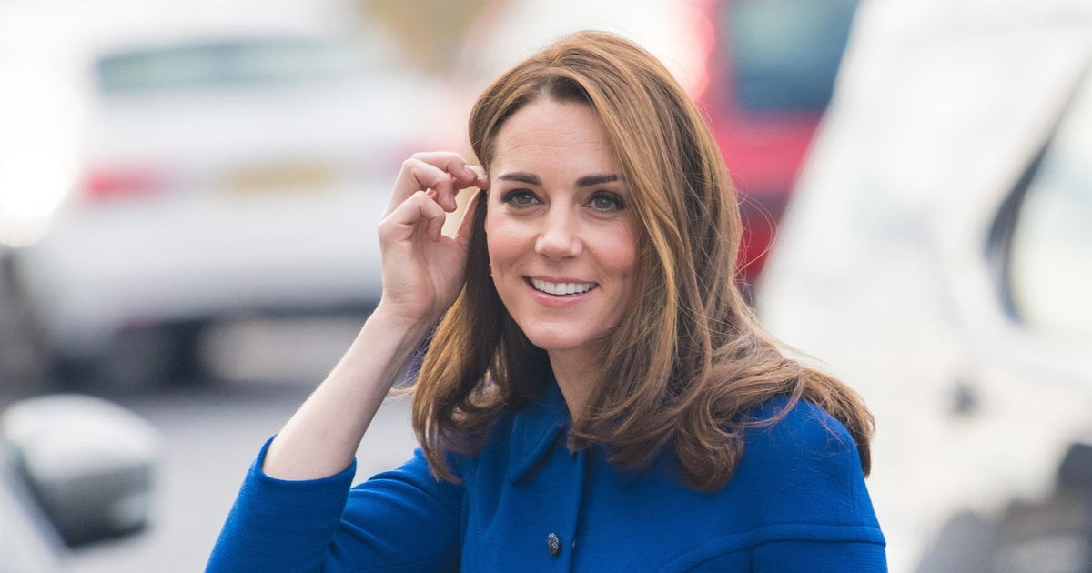 Как принц Чарльз защитил Кейт Миддлтон от папарацци: уроки из истории леди Ди