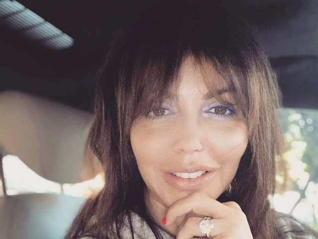 Алиса Казьмина открыто показала борьбу с тяжелым заболеванием и восстановление после операции