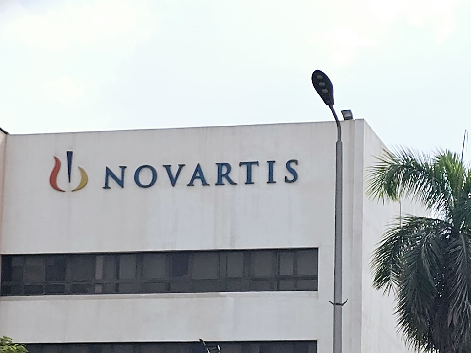 Novartis AQShdagi ishlab chiqarish quvvatlarini kengaytirishga katta sarmoya kiritmoqda