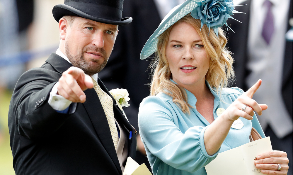 Королик oilasidagi og‘ir sinov: Elizaveta II sevimli nevarasining ajrashishidan qiynalmoqda