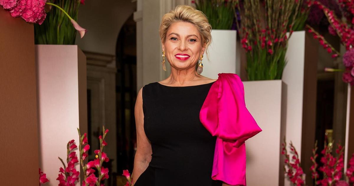 Таро-прогноз на полнолуние: энергия перемен и новые возможности для каждого знака зодиака