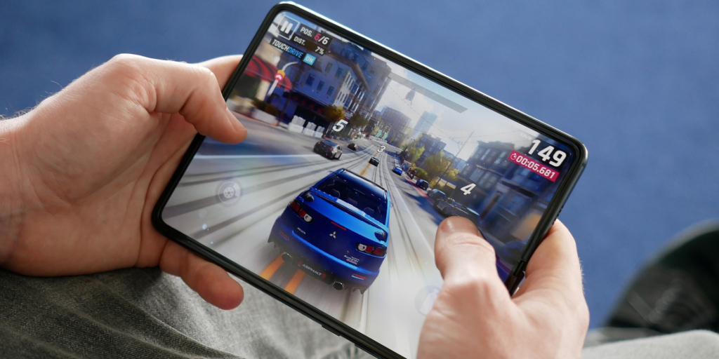 Samsung Galaxy Z Fold 2: революция в мире складных смартфонов