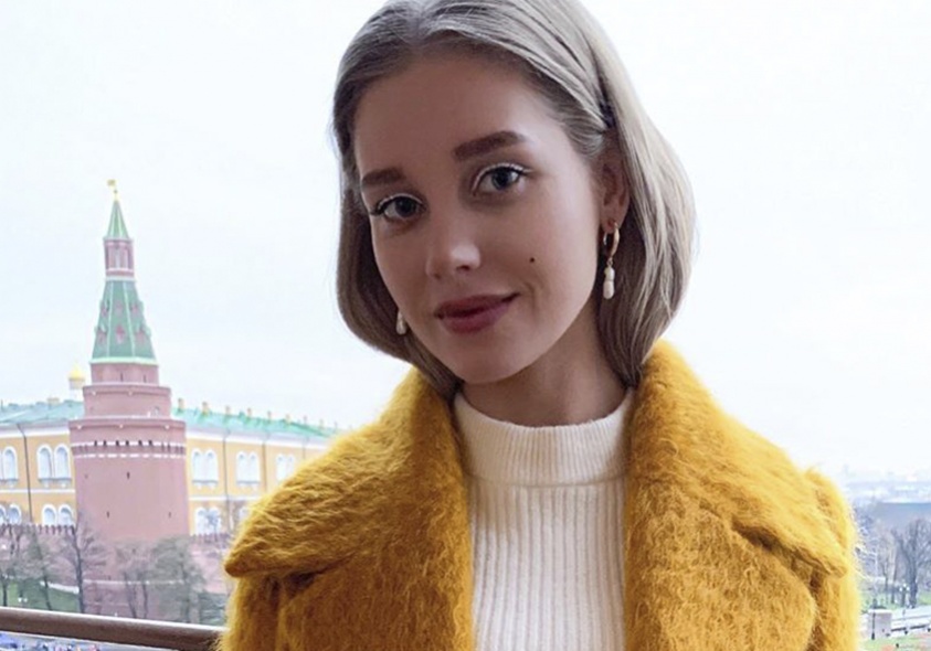 Новый взгляд Кристины Асмус: смелый макияж, который удивил поклонников