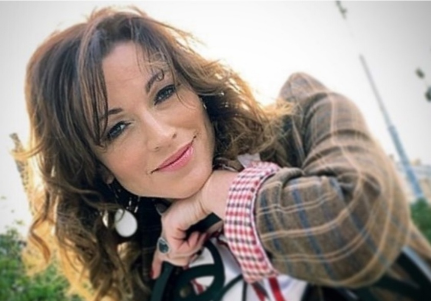 Actress Alena Khmelnitskaya's Inspiring Fitness Journey Amid Life Changes