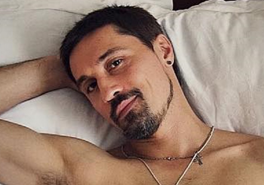 Дима Билан впечатляет поклонников откровенным образом в соцсетях