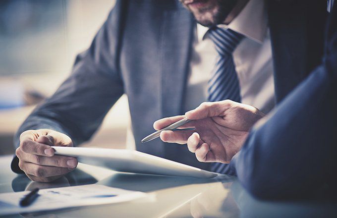 Как распознать нечестного брокера и защитить свои инвестиции