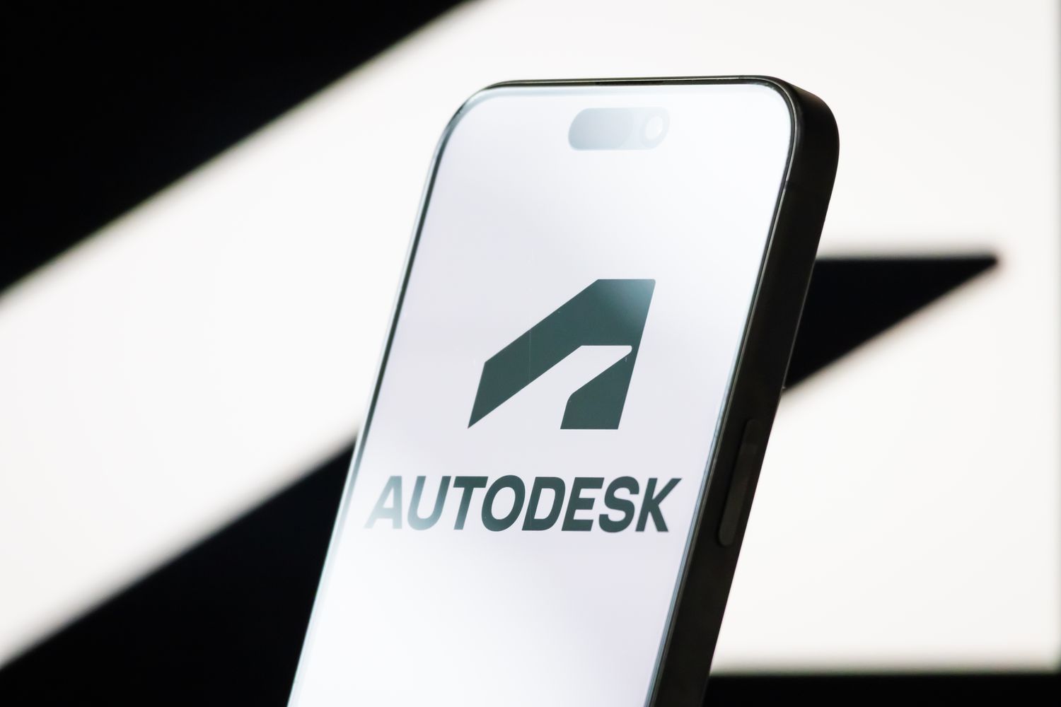 Autodesk Tampilkan Kinerja Mengagumkan dengan Pertumbuhan Pendapatan dan Optimisme Masa Depan